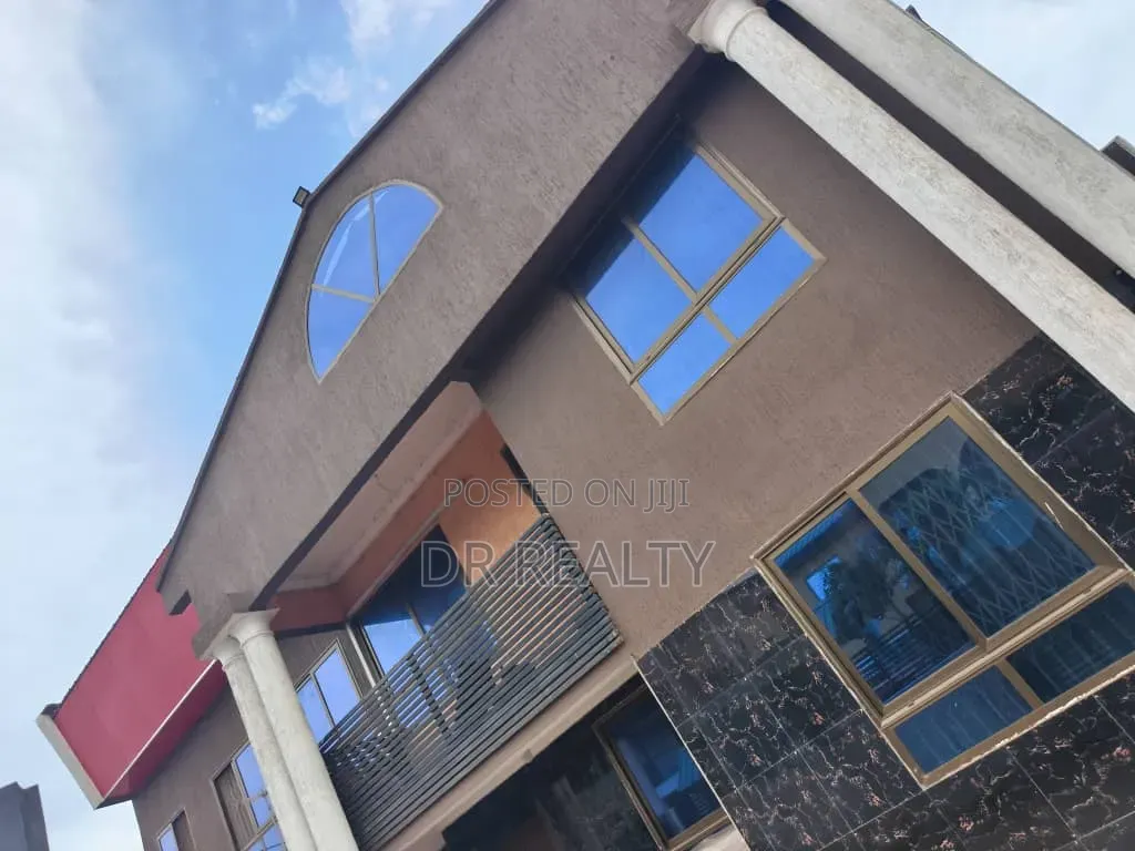 2bdrm Apartment in Golfcity, Sakumono for rent