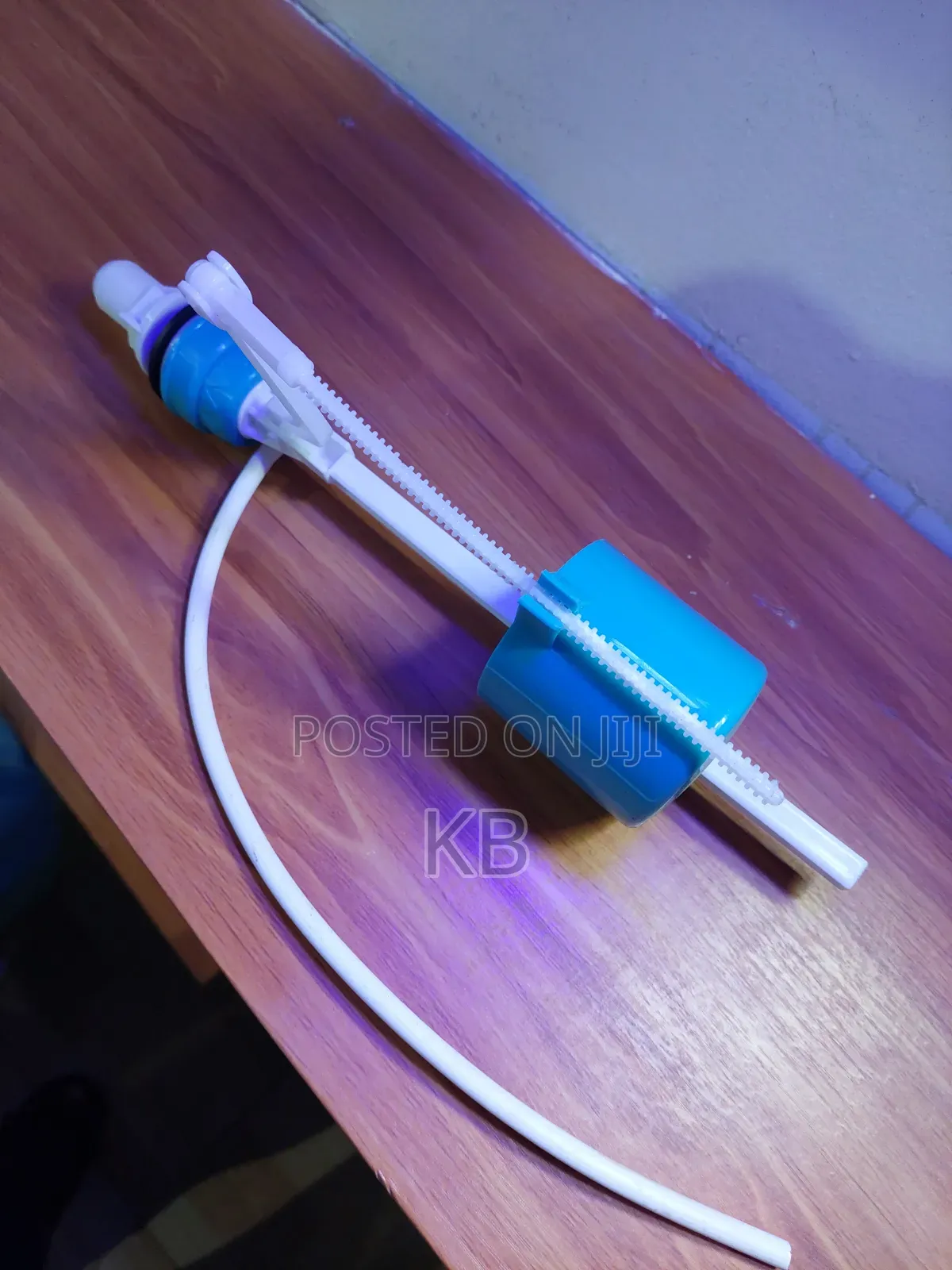 Adjustable Toilet Tank Fill Valve for Efficient Water Control