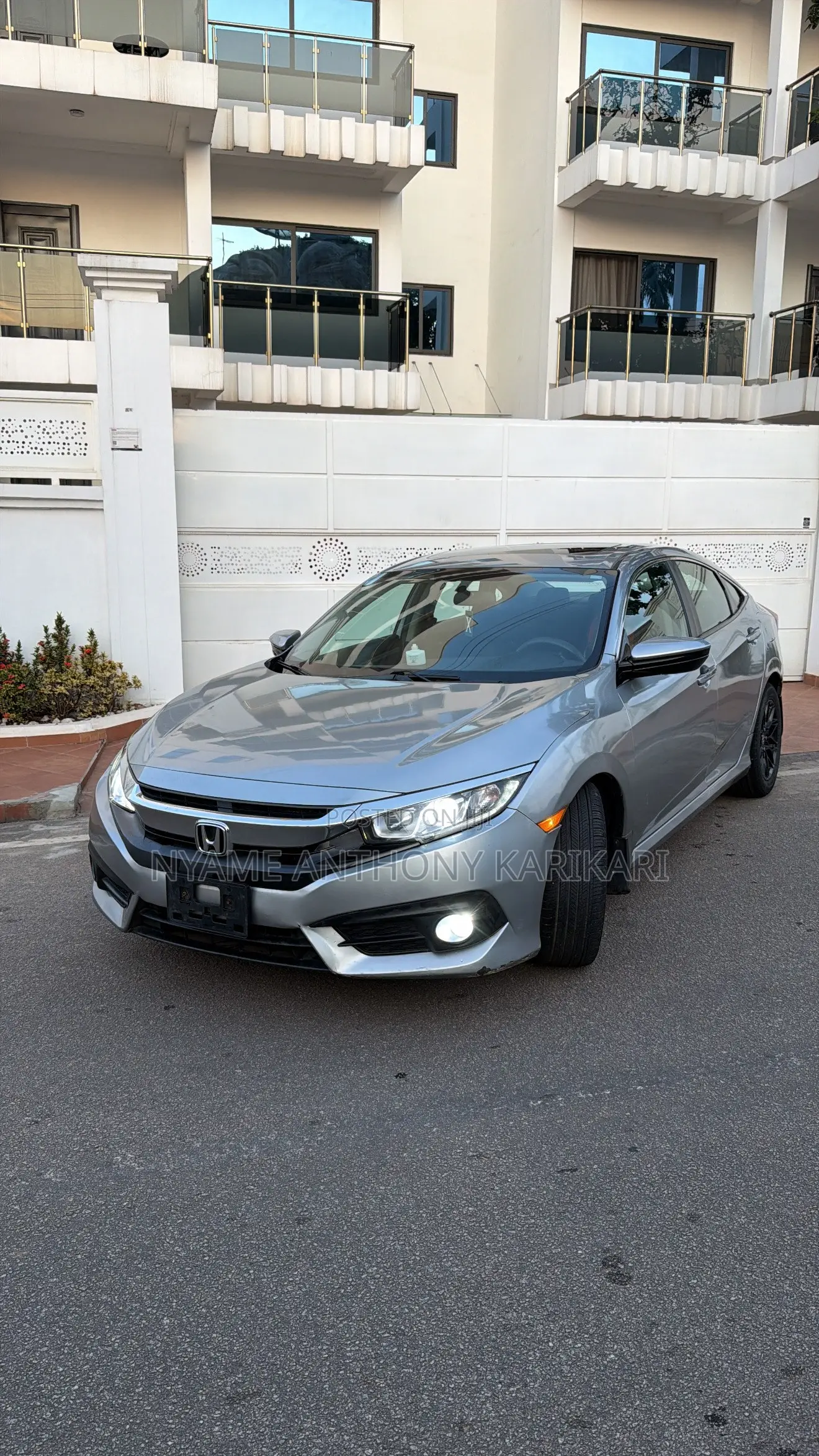 Honda Civic EX-L 4dr Sedan (1.5L 4cyl) 2016 Silver