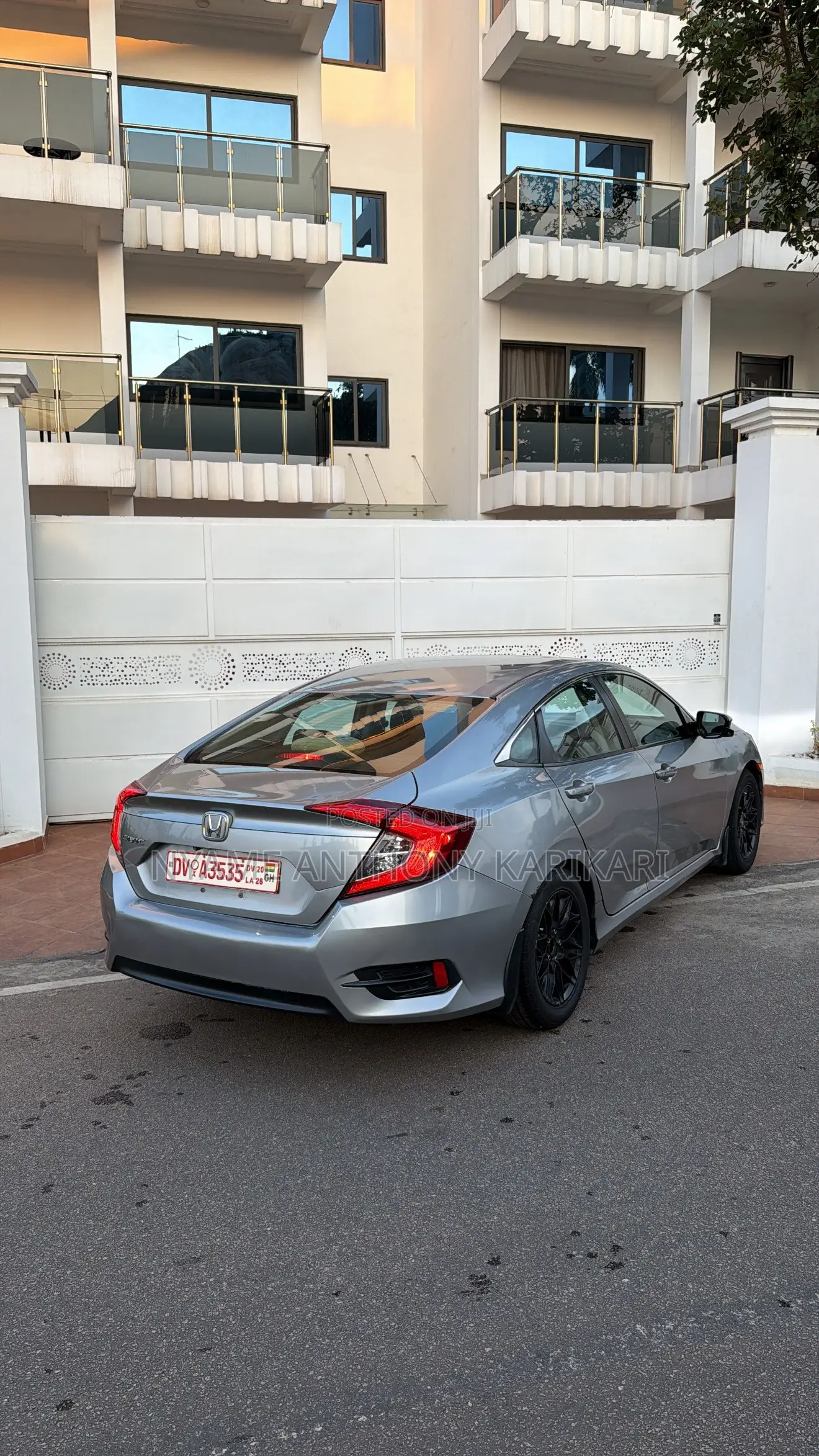 Honda Civic EX-L 4dr Sedan (1.5L 4cyl) 2016 Silver