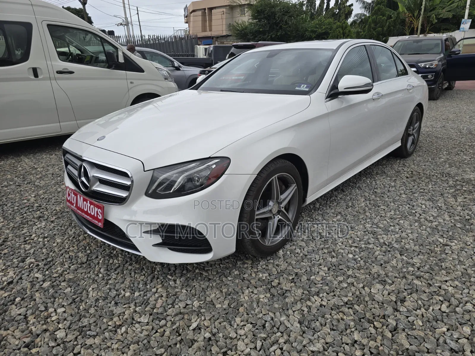 Mercedes-Benz E300 4Matic AWD Sedan (2.0L 4cyl 9A) 2017 White