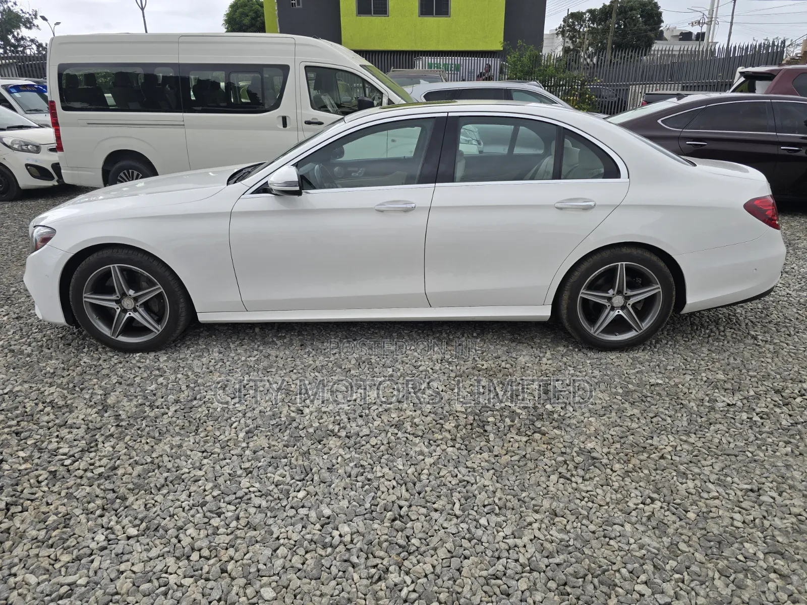 Mercedes-Benz E300 4Matic AWD Sedan (2.0L 4cyl 9A) 2017 White