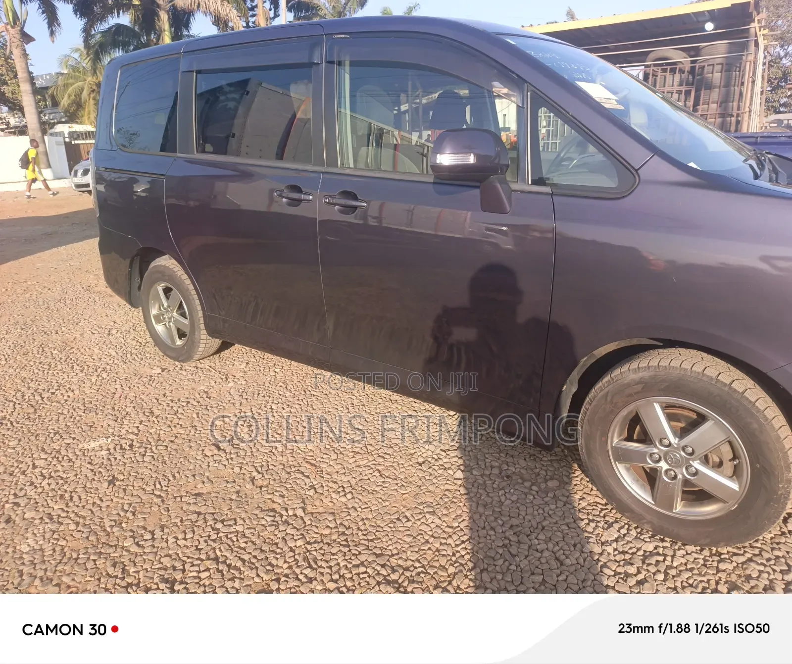 Toyota Voxy 2009 Brown