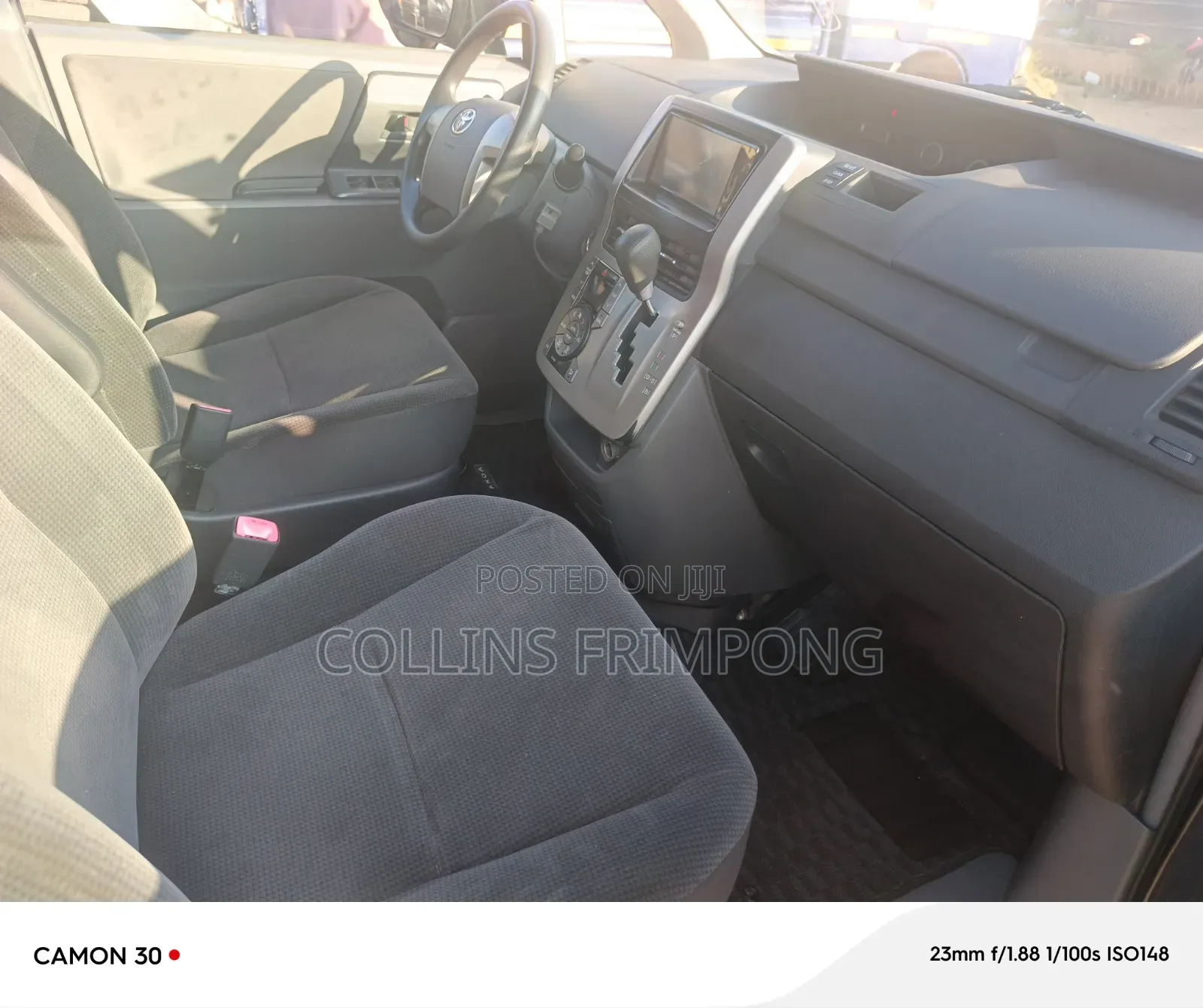 Toyota Voxy 2009 Brown