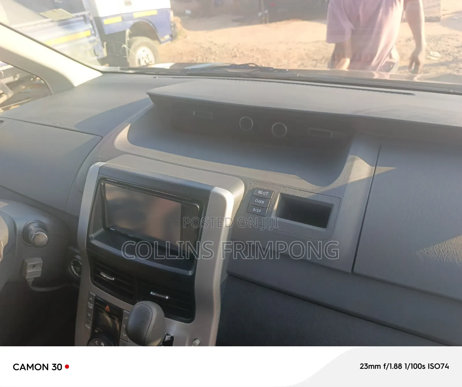Toyota Voxy 2009 Brown