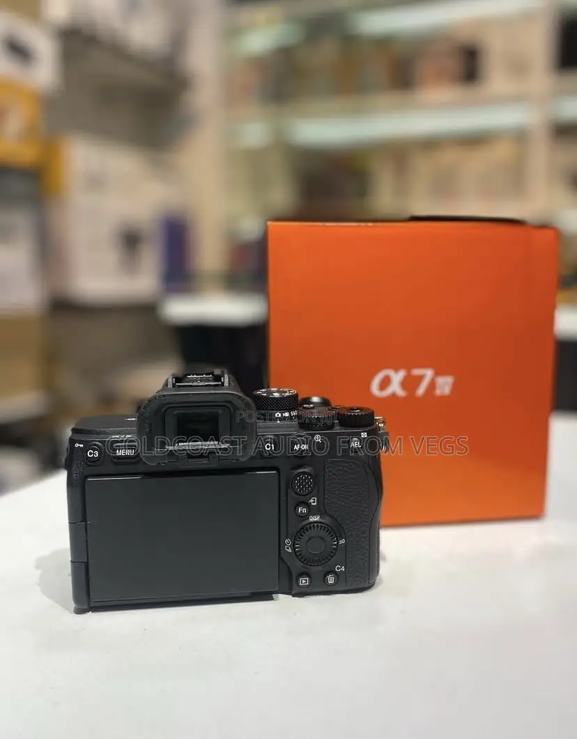 Sony A7IV + FE 50mm F1.8 Lens.