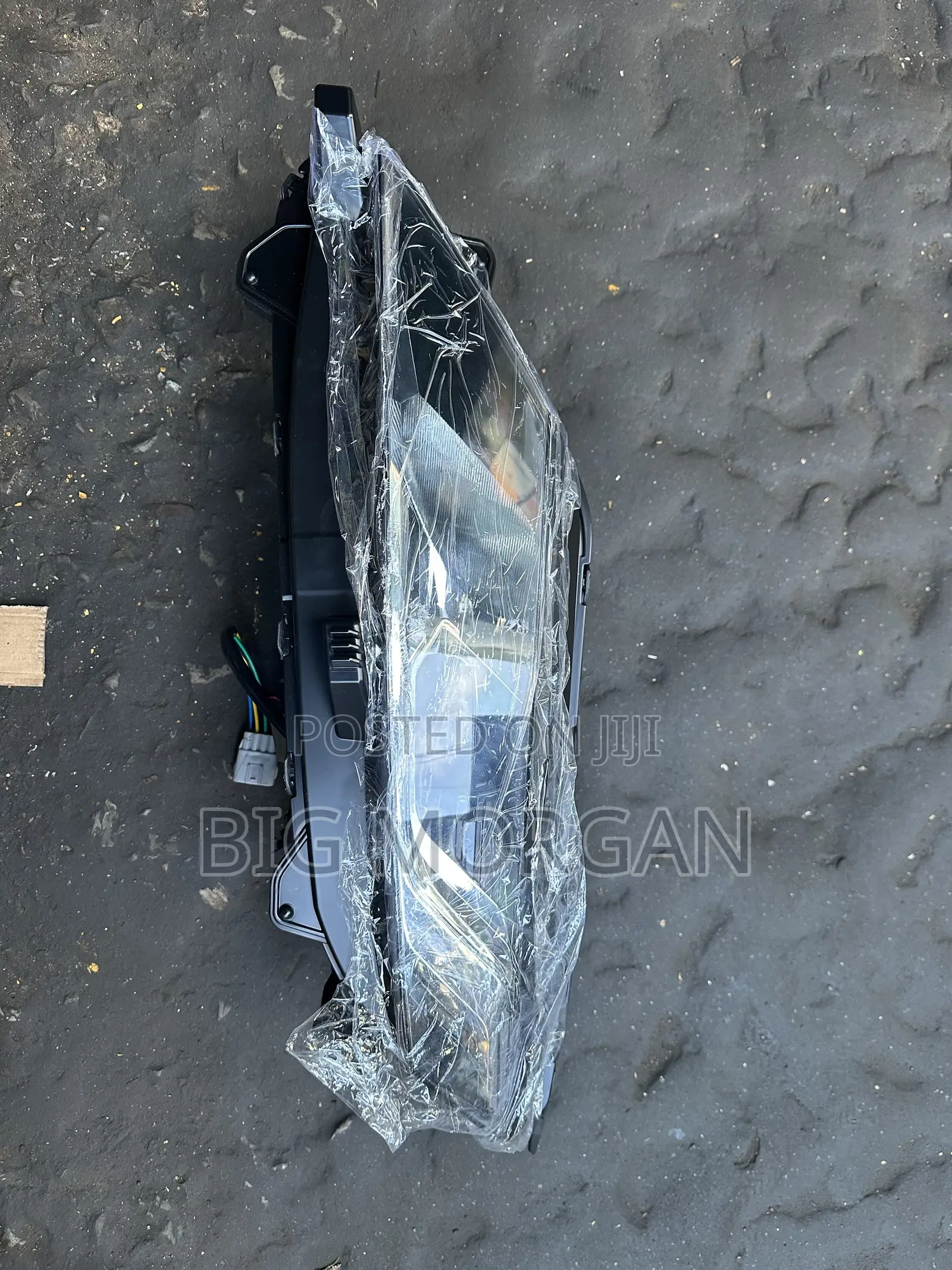Mitsubishi L200 2018 2019 2020 Headlight