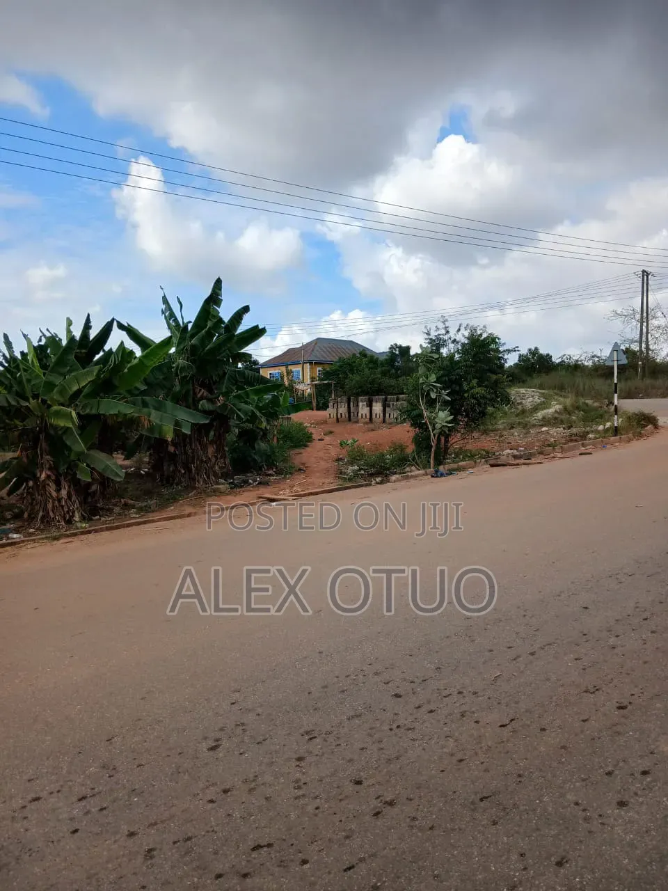 Plot of Land on a Road Good Location