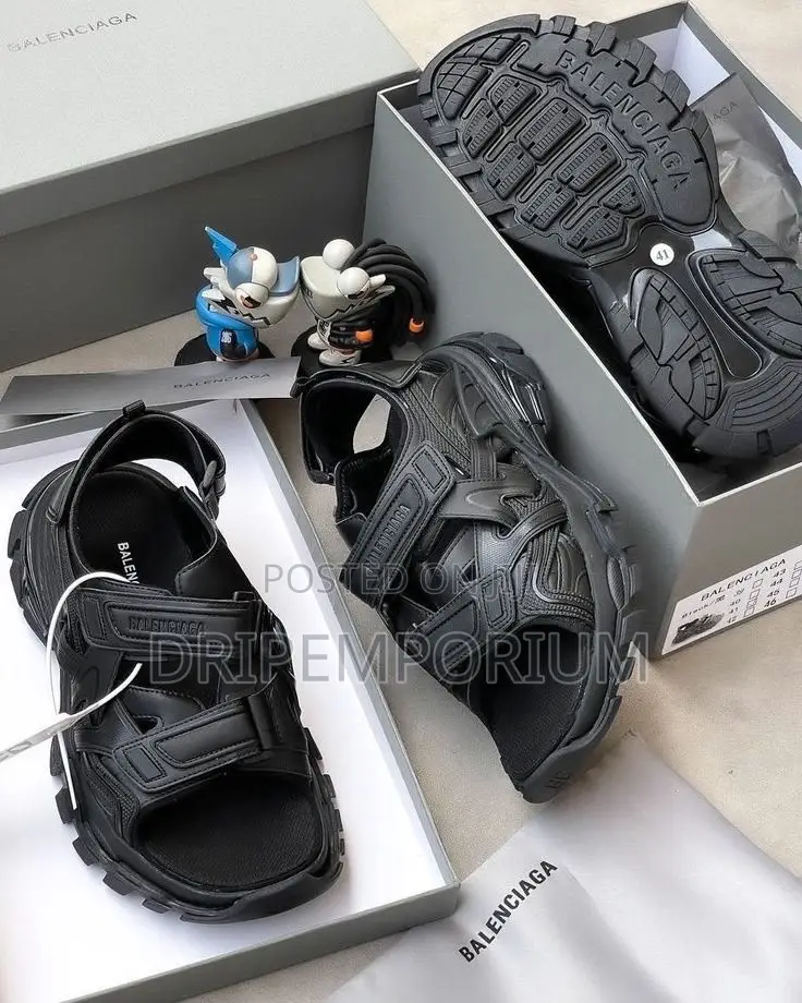 BALENCIAGA Triple S Sandal
