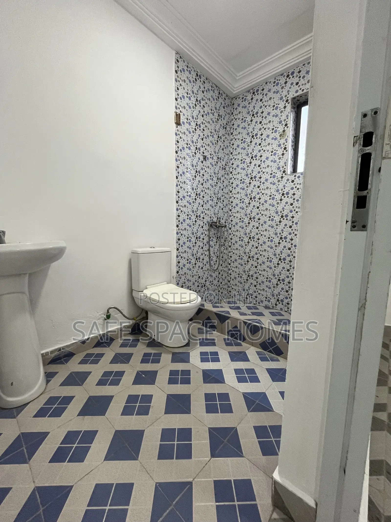 1bdrm Apartment in Tseaddo for rent