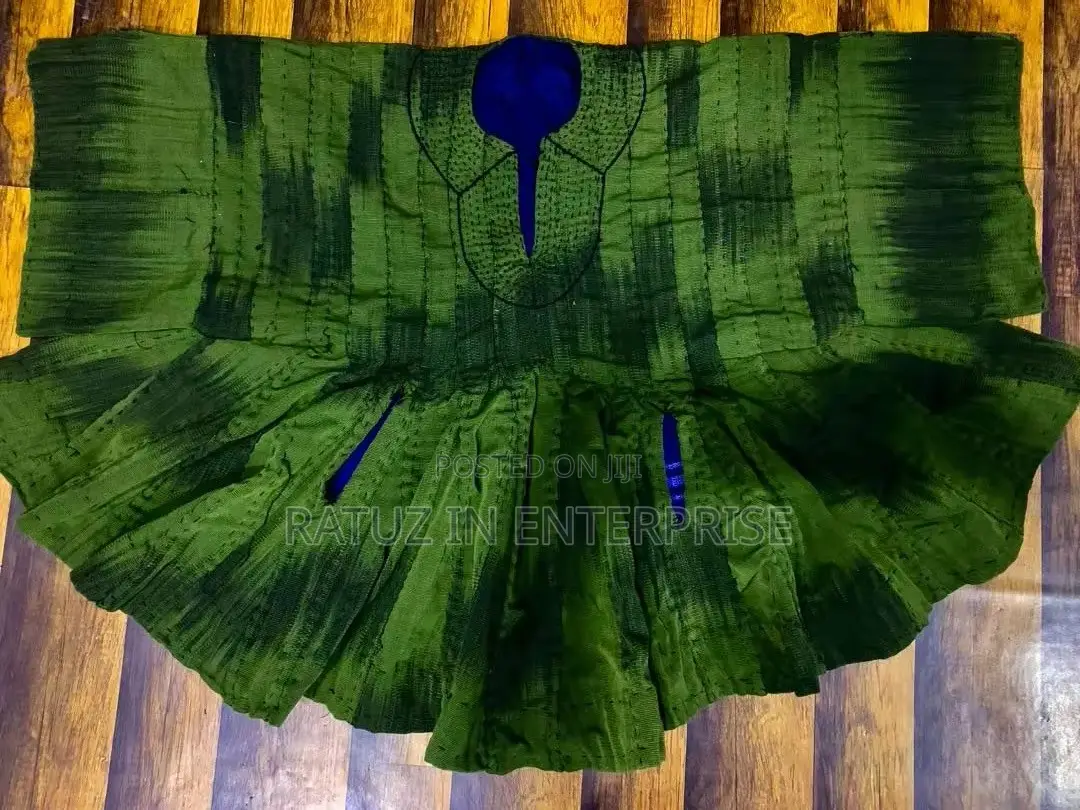 Sleeved Dyed Smocks for Men