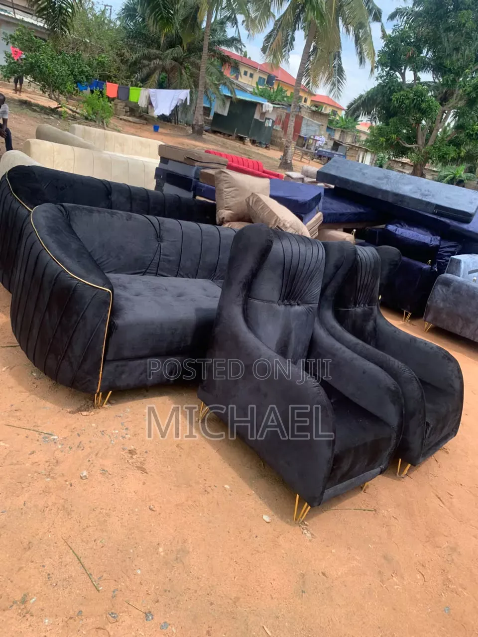 Full Set Sofa