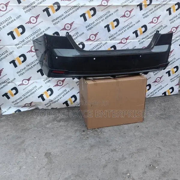 Complete Back Bumper Camry 2025-2026 Se/Le