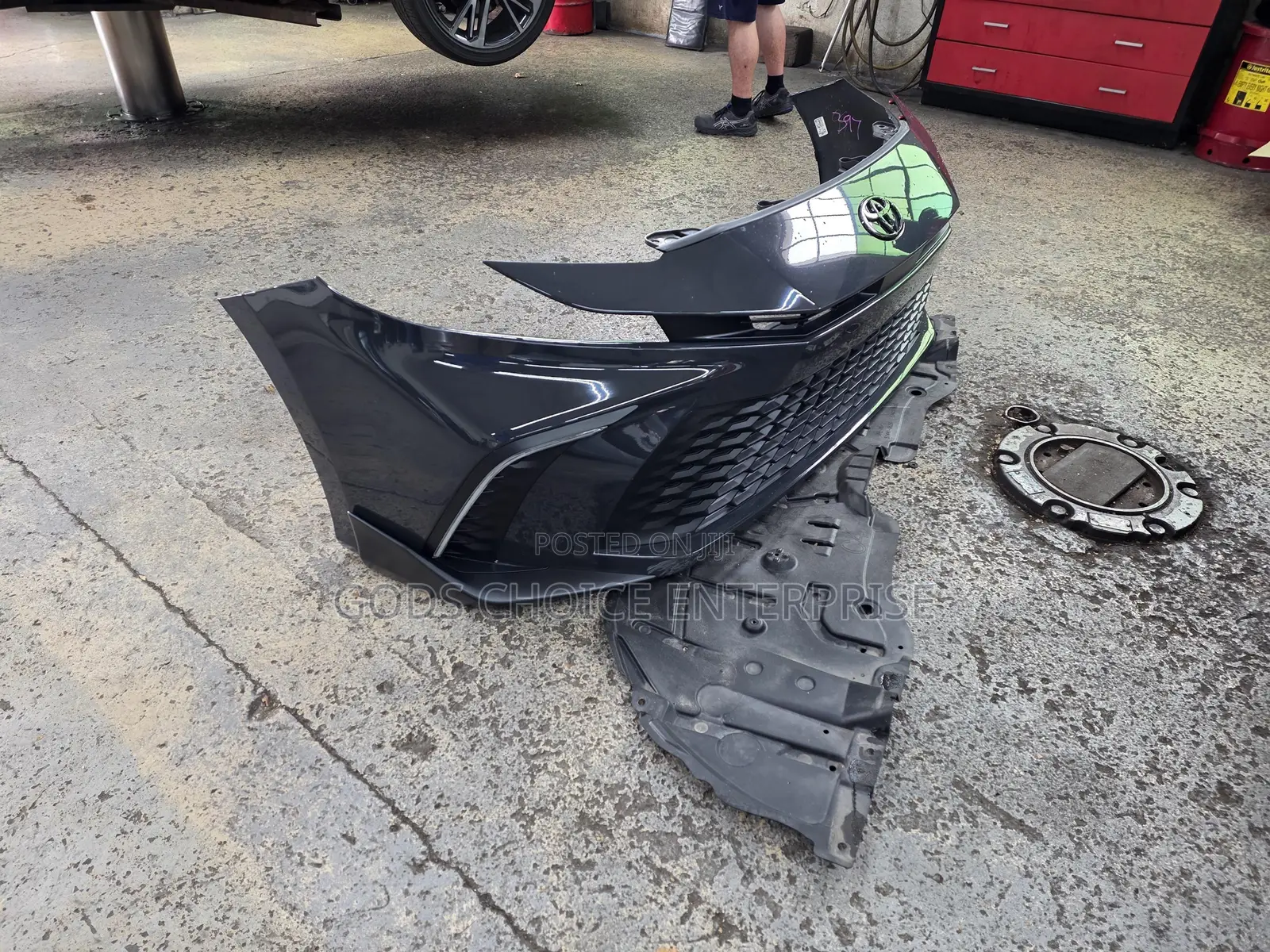 Front Bumper Complete Camry 2025-2026 Se/Le