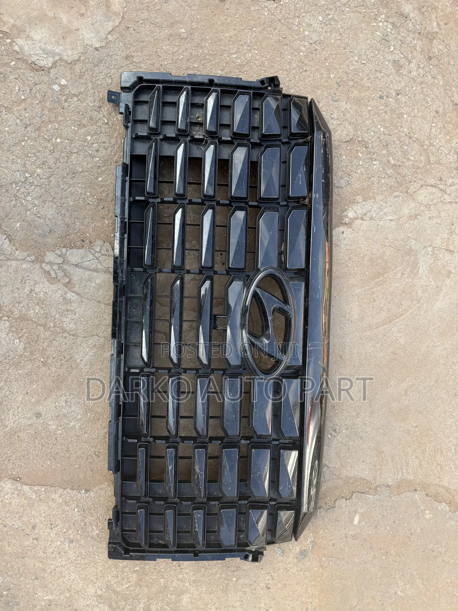 Hyundai Palisade. 2023-2025 Front Grill Available Now