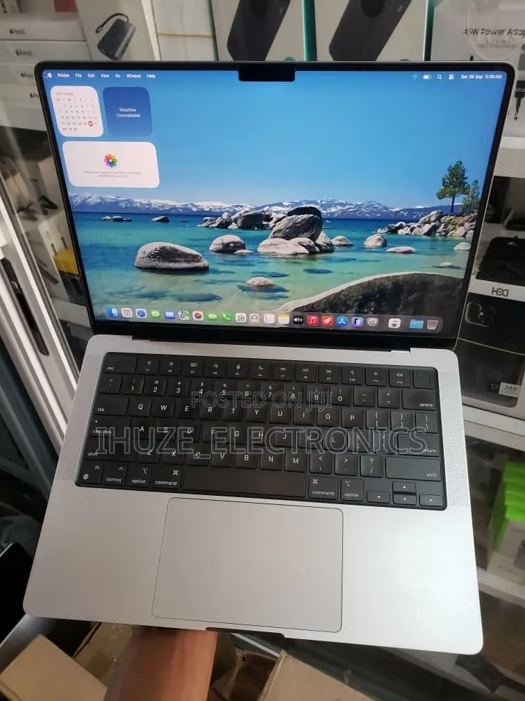 Laptop Apple MacBook Pro 2021 M1 16GB Apple M1 Pro SSD 512GB