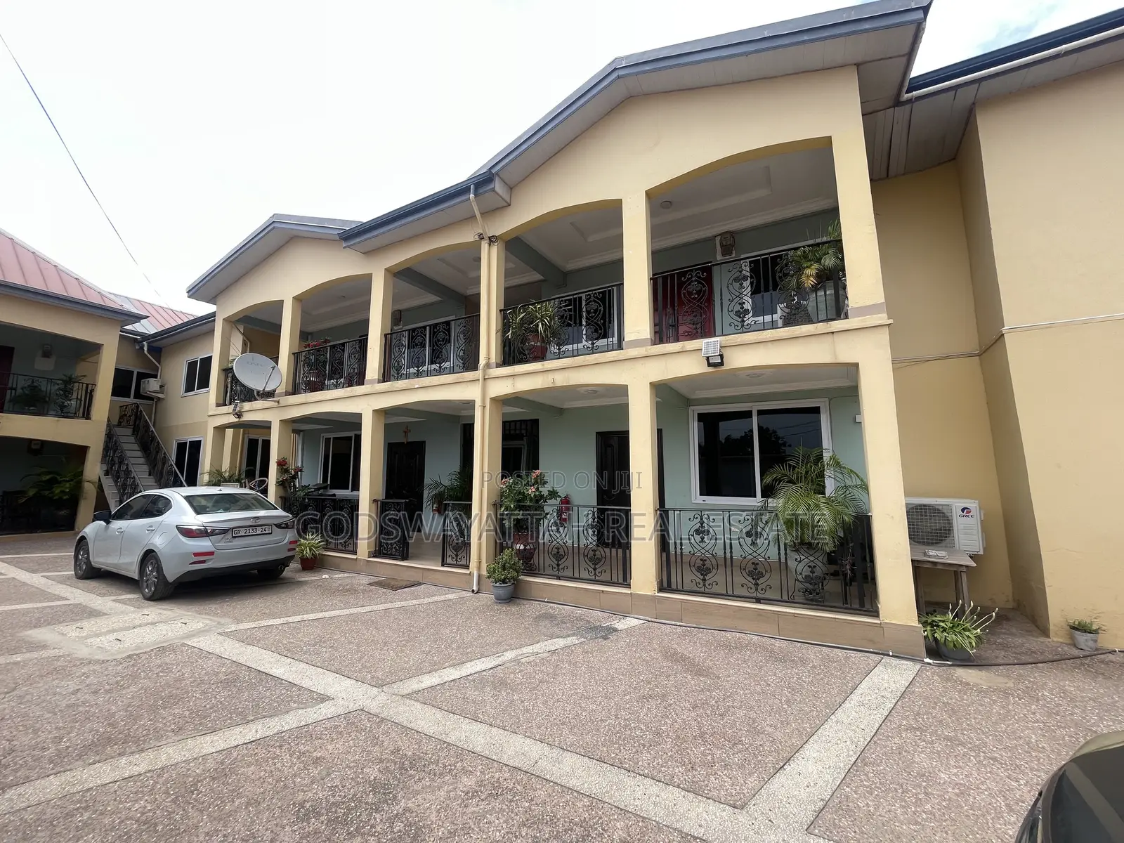 3bdrm Apartment in East Legon, Adjiriganor for rent