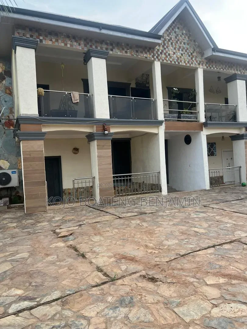 2bdrm Apartment in Ghana Flag for rent