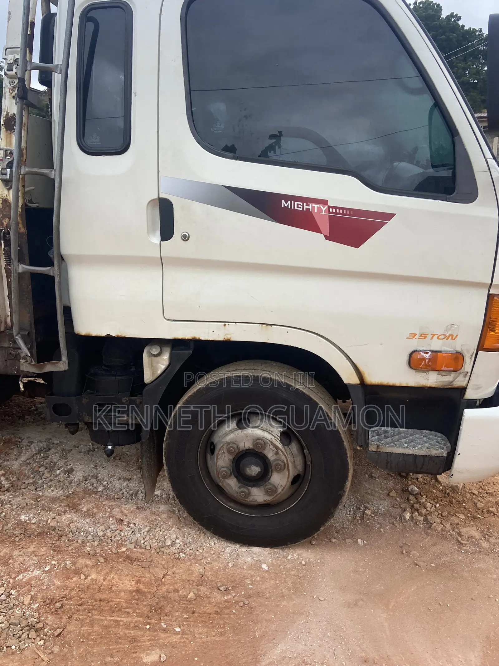 Hyundai Porter II 2011 White