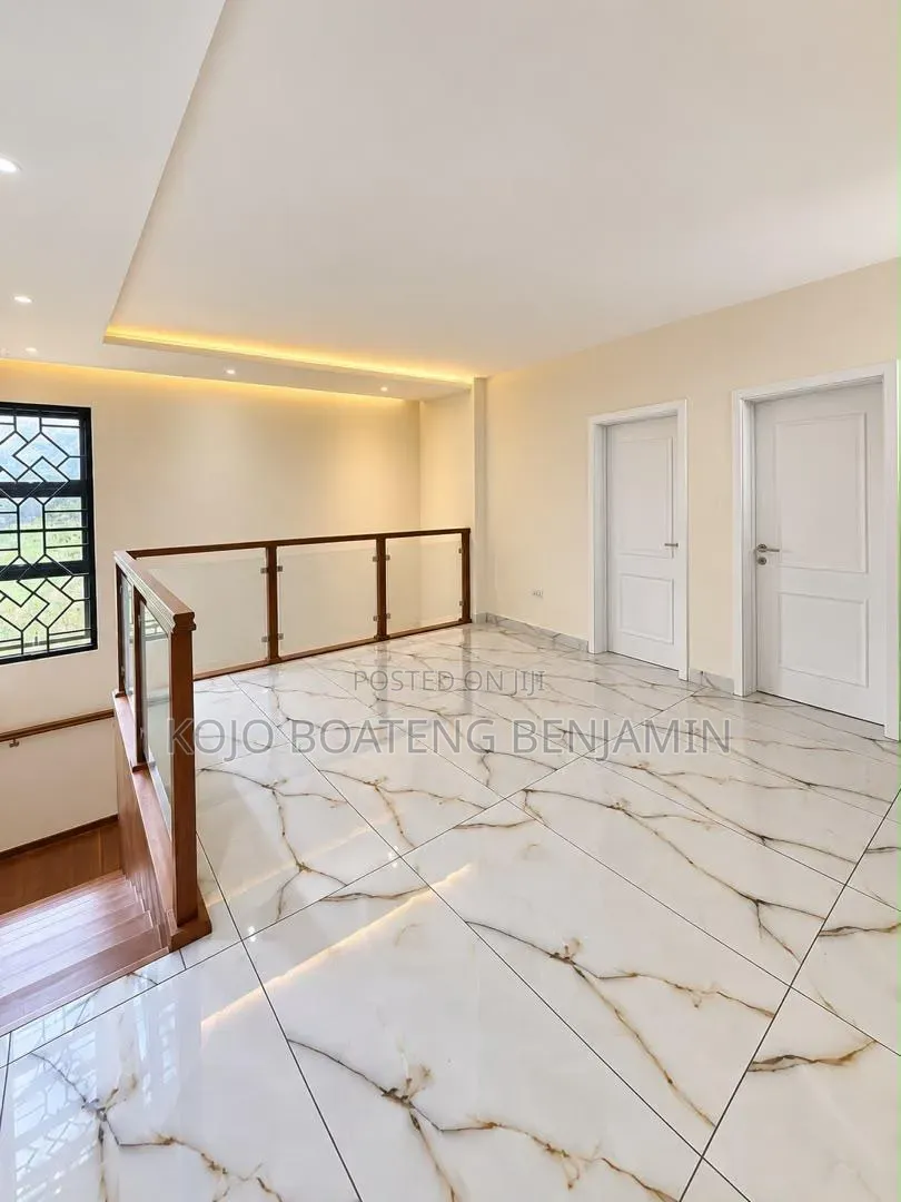 3bdrm House in Oyarifa Mall Area for rent