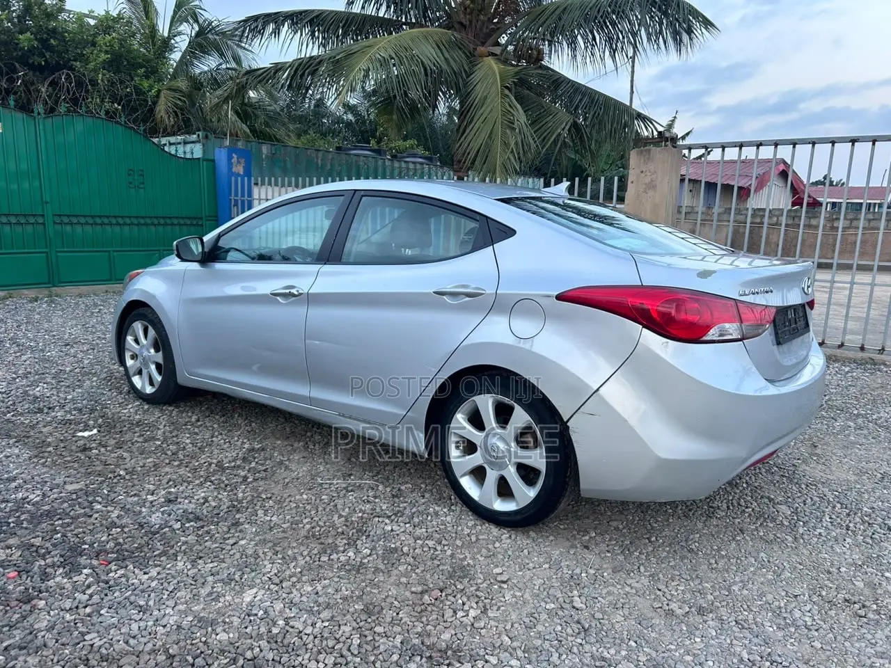 Hyundai Elantra 2013 Gray