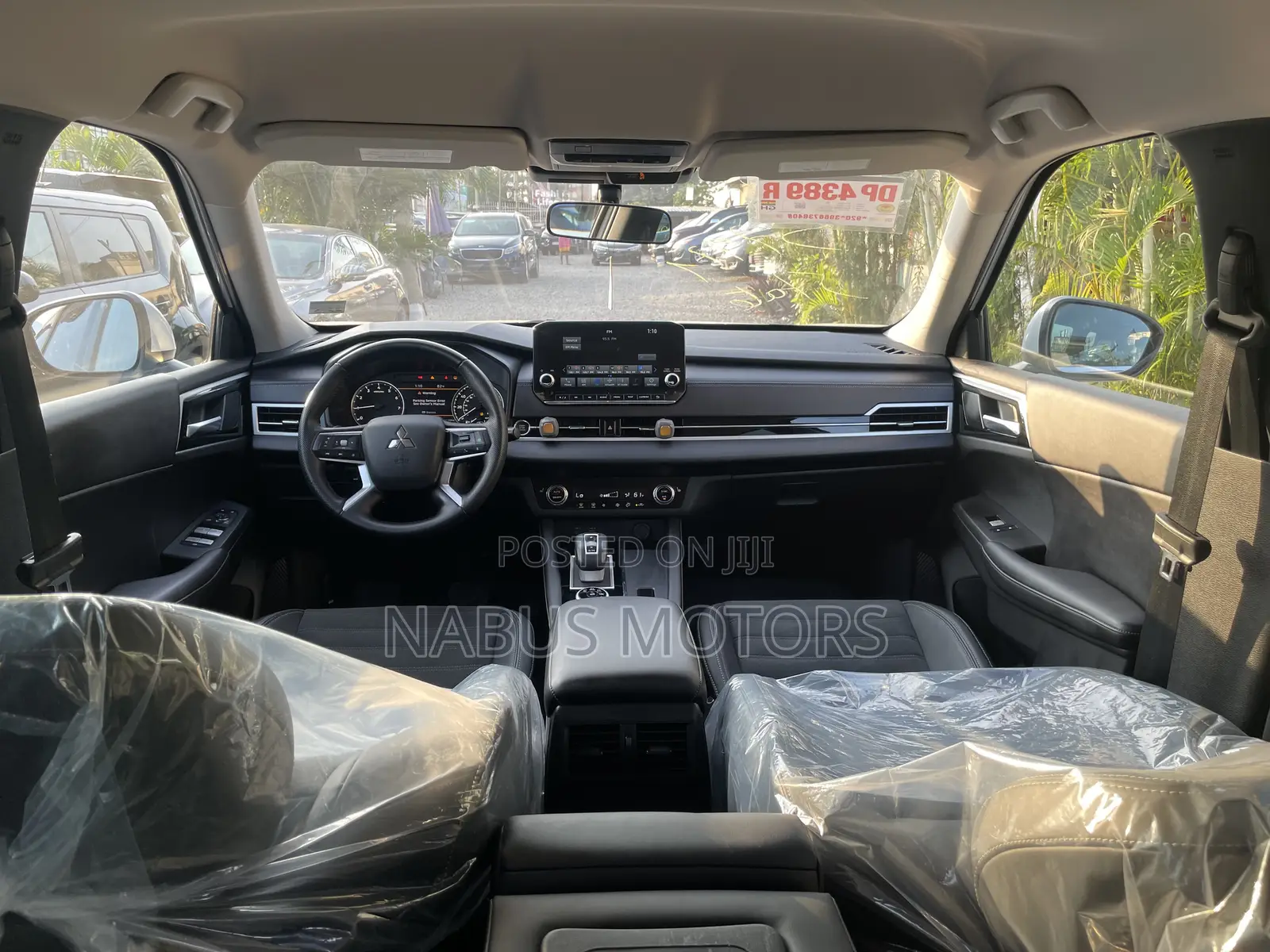 Mitsubishi Outlander SE 2023 White