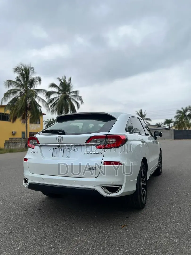 Honda Avancier 2017 White