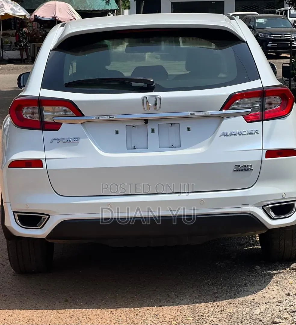 Honda Avancier 2017 White