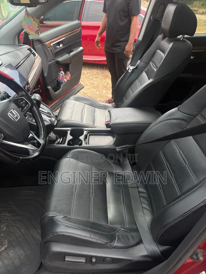 Honda CR-V Touring AWD 2018 Orange
