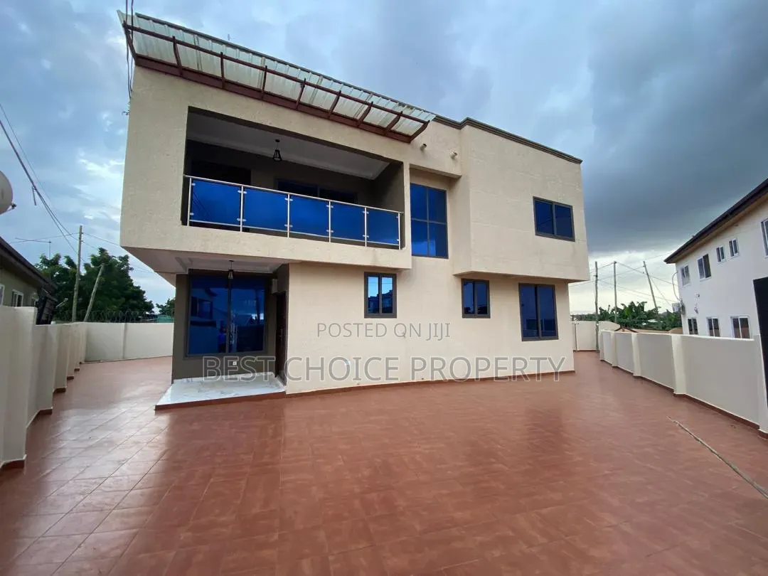 4bdrm Apartment in New Oak Villa, A&C Mall Area for rent