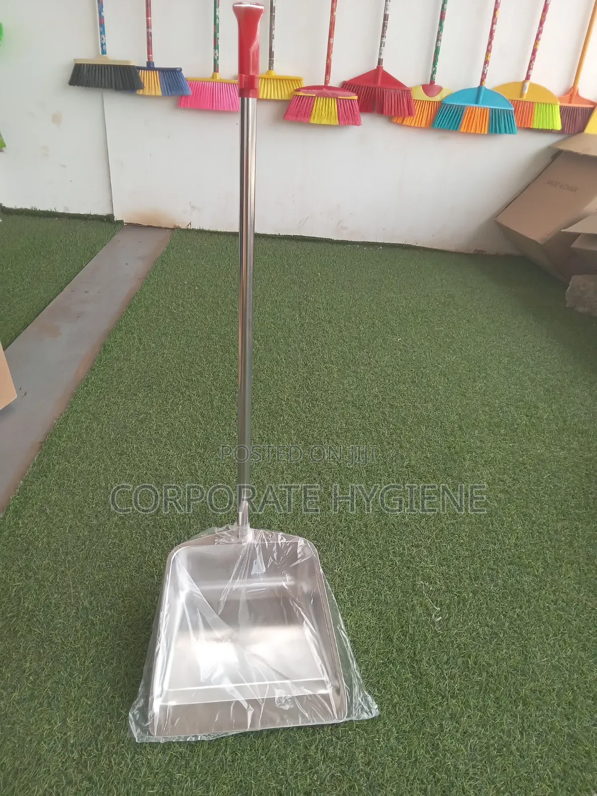 Dustpan With Long Handle
