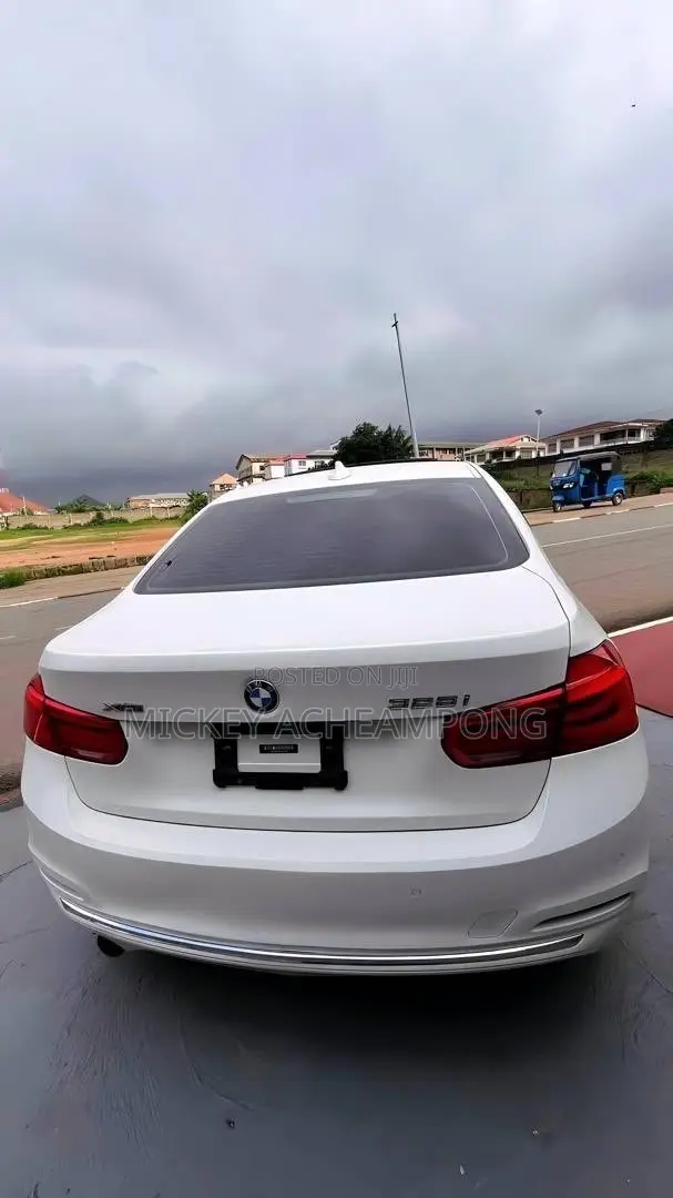 BMW 328i 2016 White