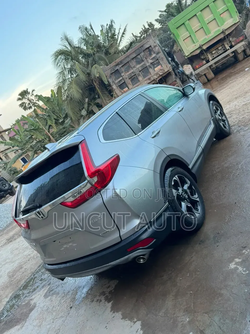 Honda CR-V Touring AWD 2018 Gray