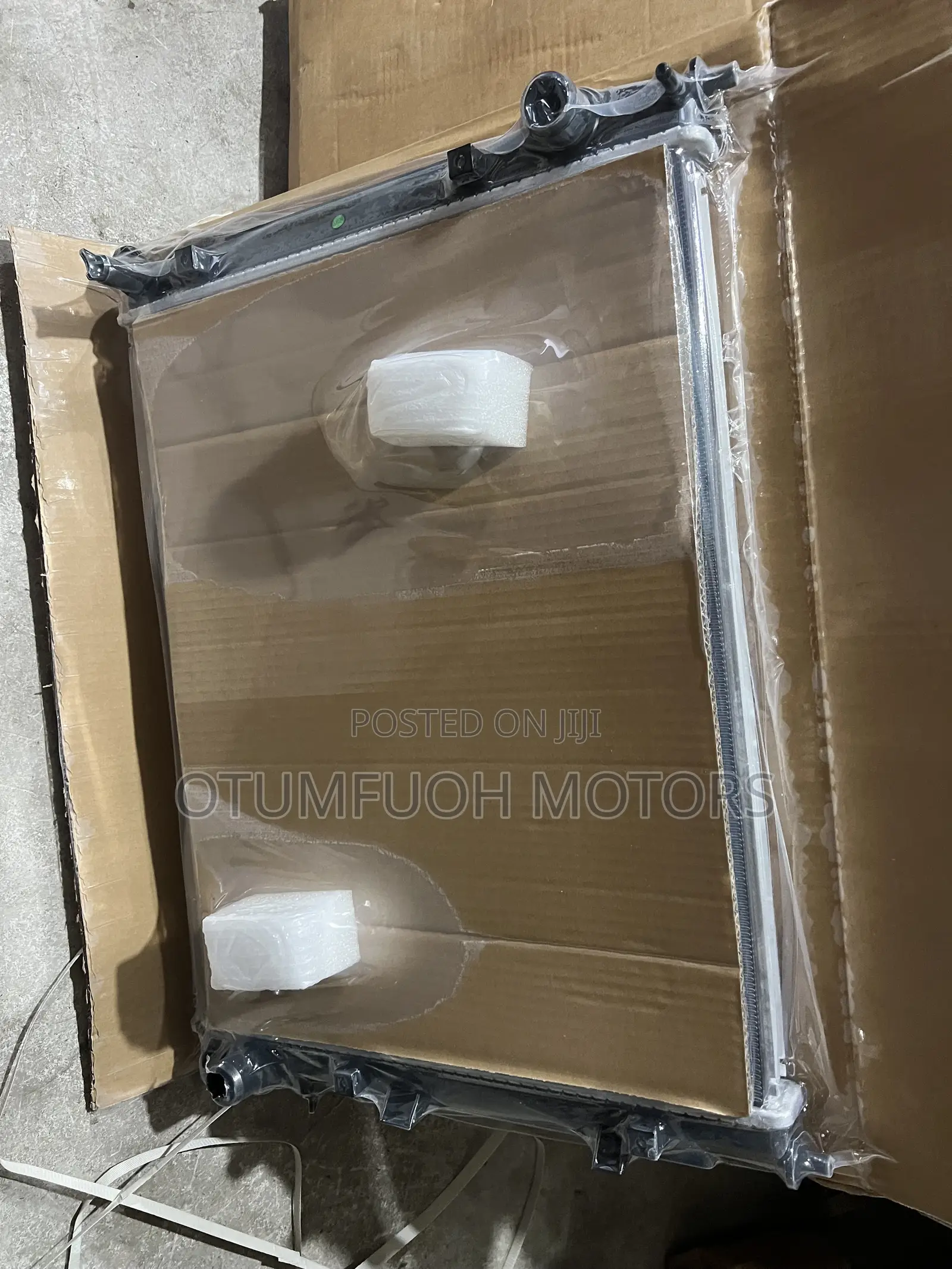 Honda Civic Radiator (Water Tank)2016 2017 2018 2019-2022