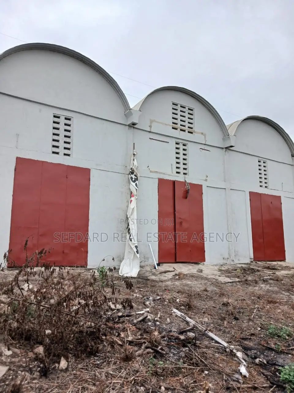 Warehouse for Rent – Roadside Location