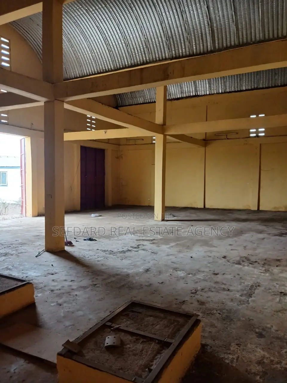 Warehouse for Rent – Roadside Location
