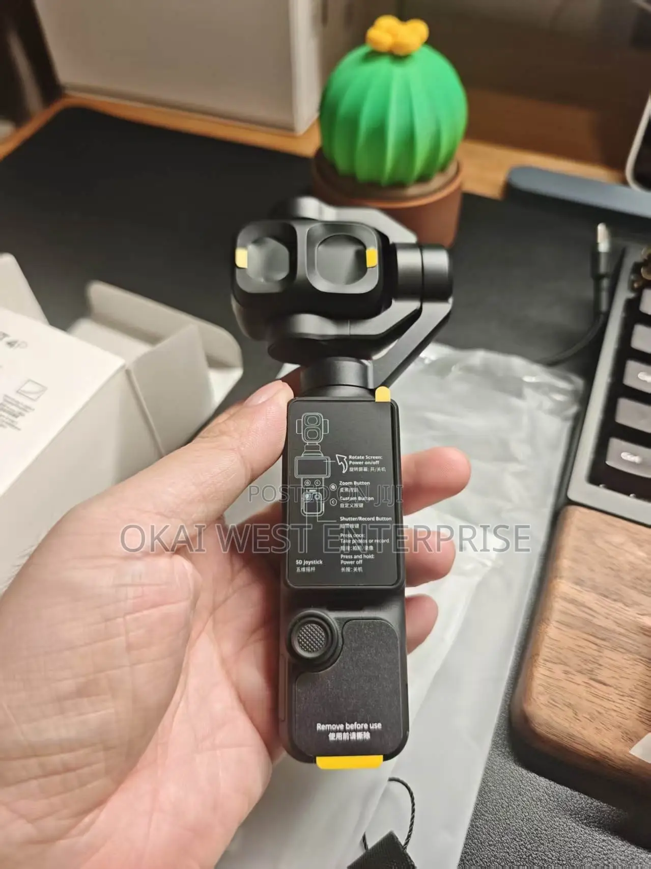 DJI Osmo Mobile 4 (Osmo 4) – Portable Smartphone Gimbal Stabilizer