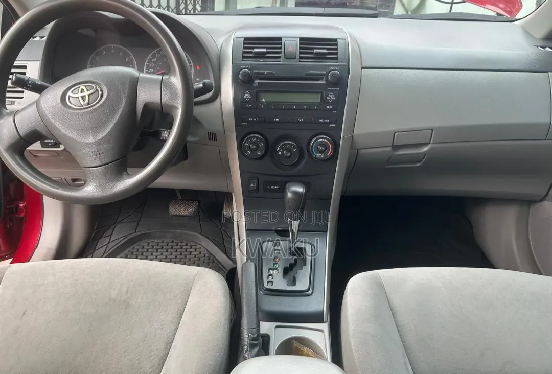 Toyota Corolla 2010 Red