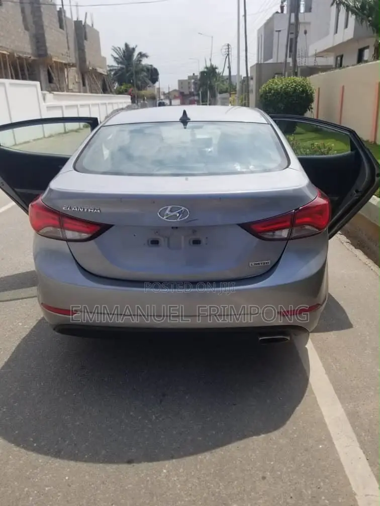 Hyundai Elantra Limited 4dr Sedan (1.8L 4cyl 6A) 2014 Gray