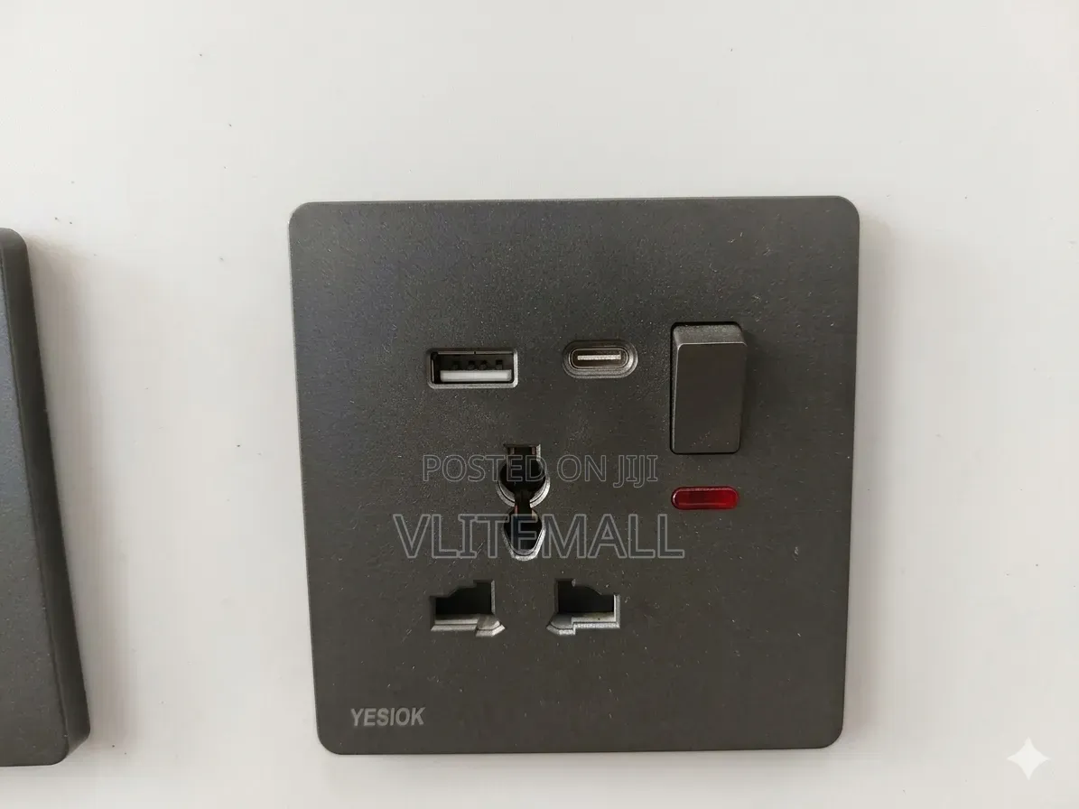 Single Socket With USB+c
