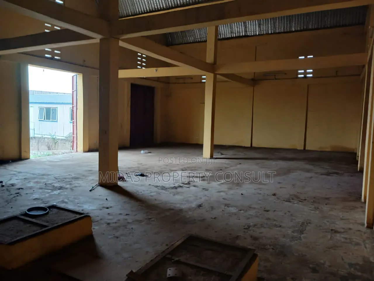 280sqm Warehouse for Rent at Weija Broadcasting Road.