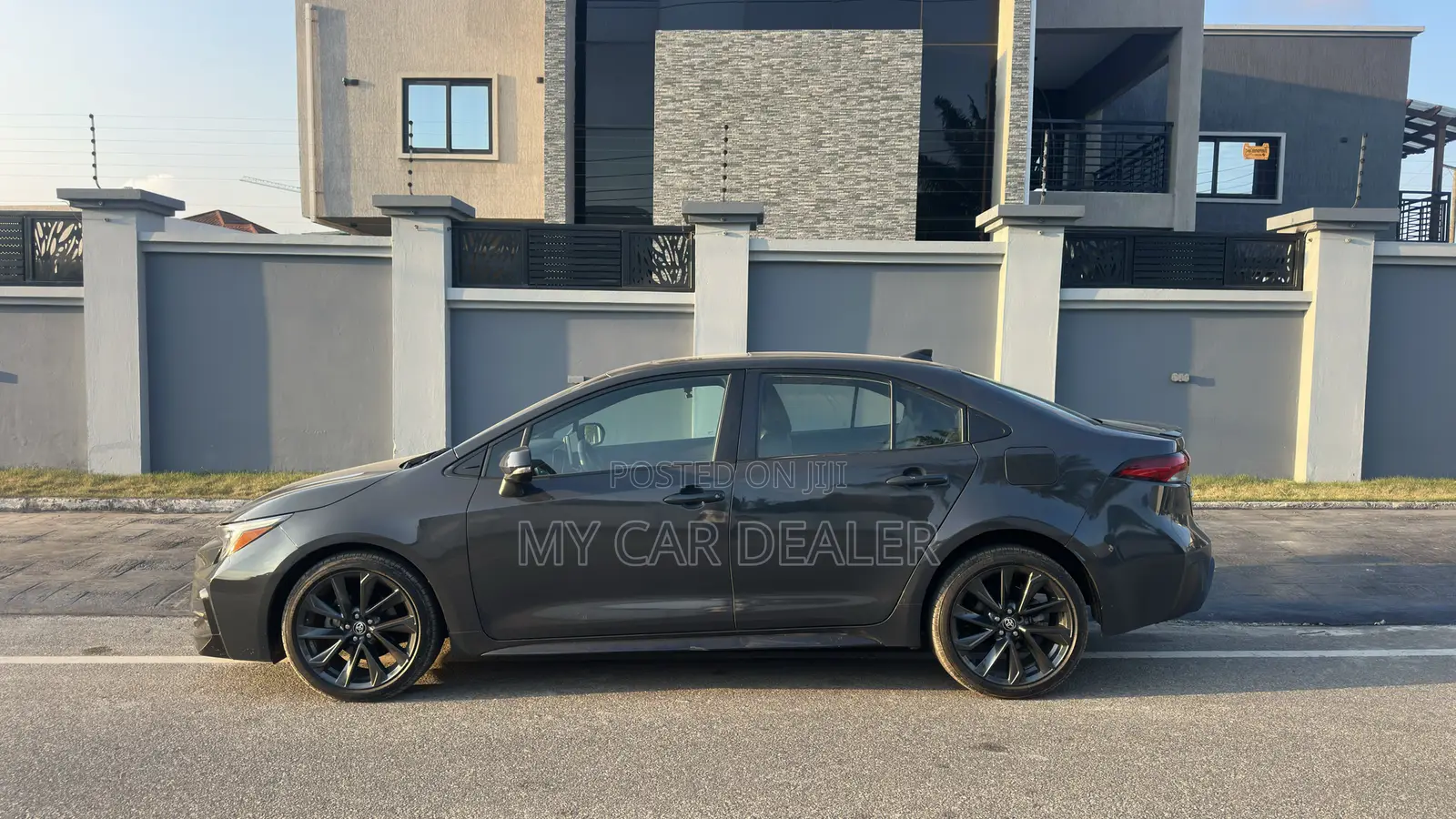 Toyota Corolla XSE 2024 Gray