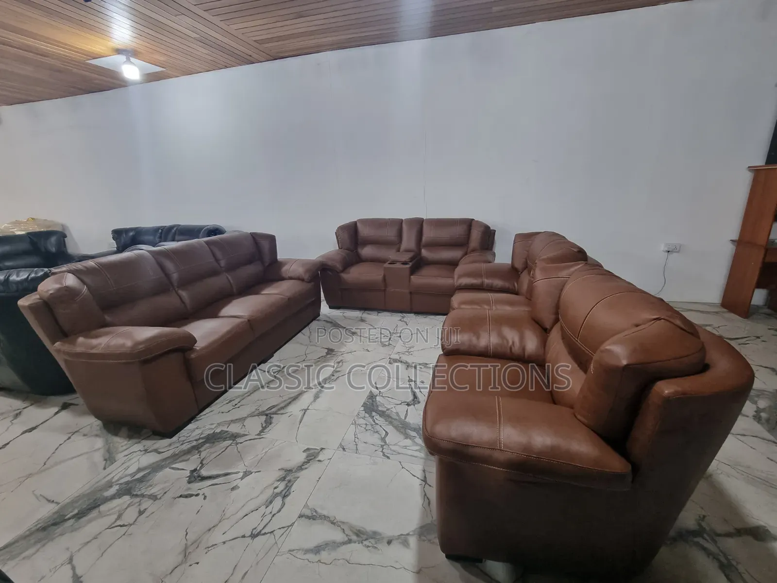 7-Seater Living Room Sofa Set With Built-in Console
