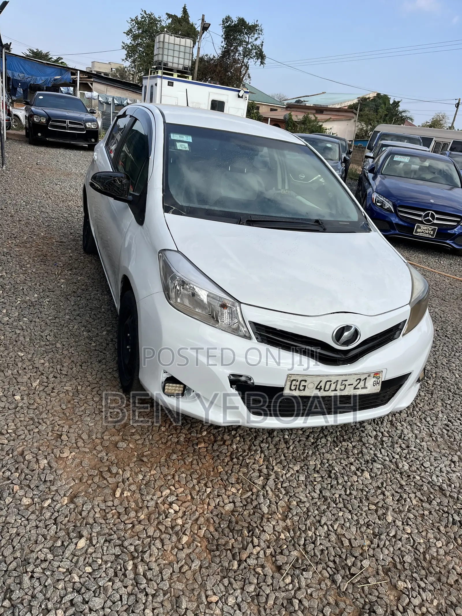 Toyota Vitz 1.5 FWD 3dr 2013 White