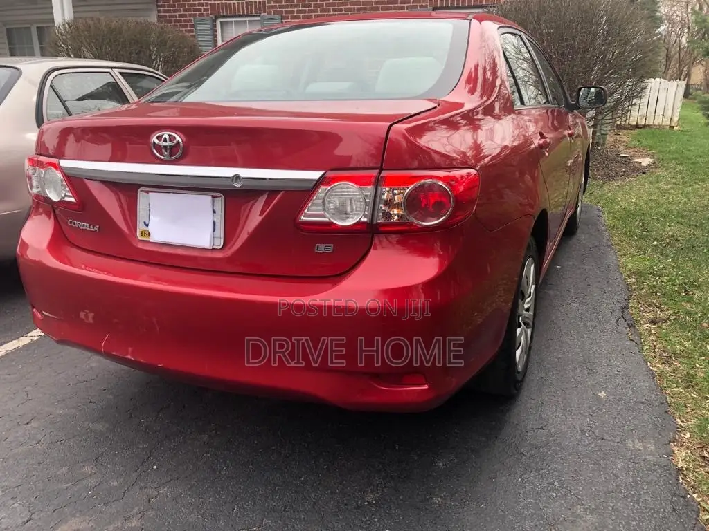 Toyota Corolla L 4-Speed Automatic 2013