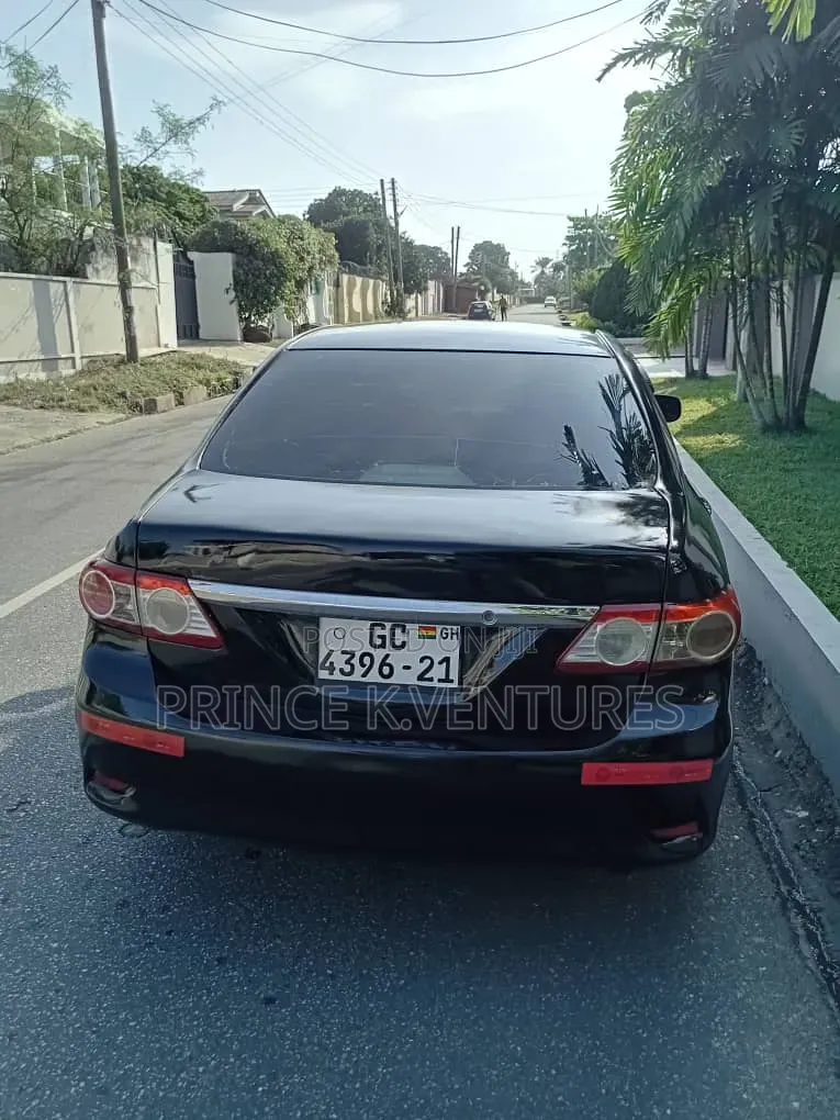 Toyota Corolla 2013 Black