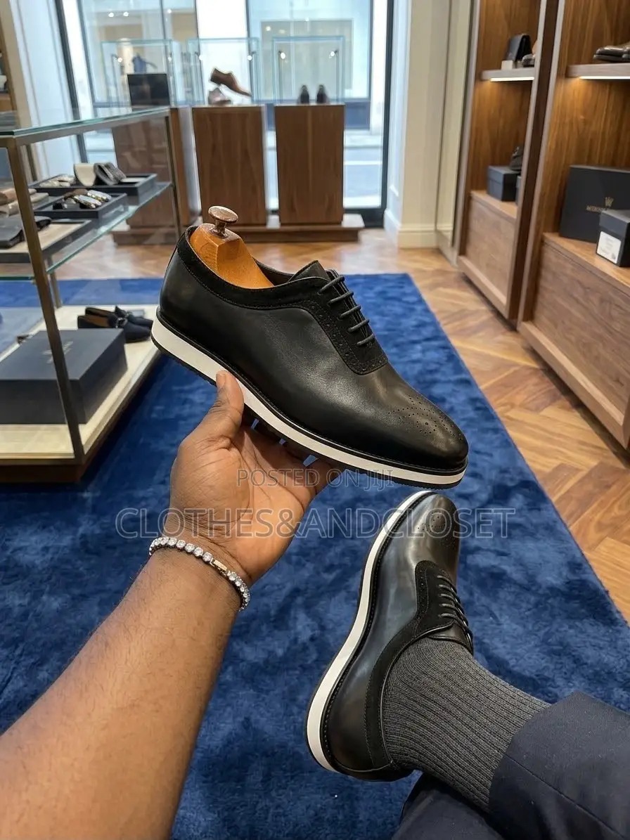 Where Classic Meets Casual: The Hybrid Dress Sneaker