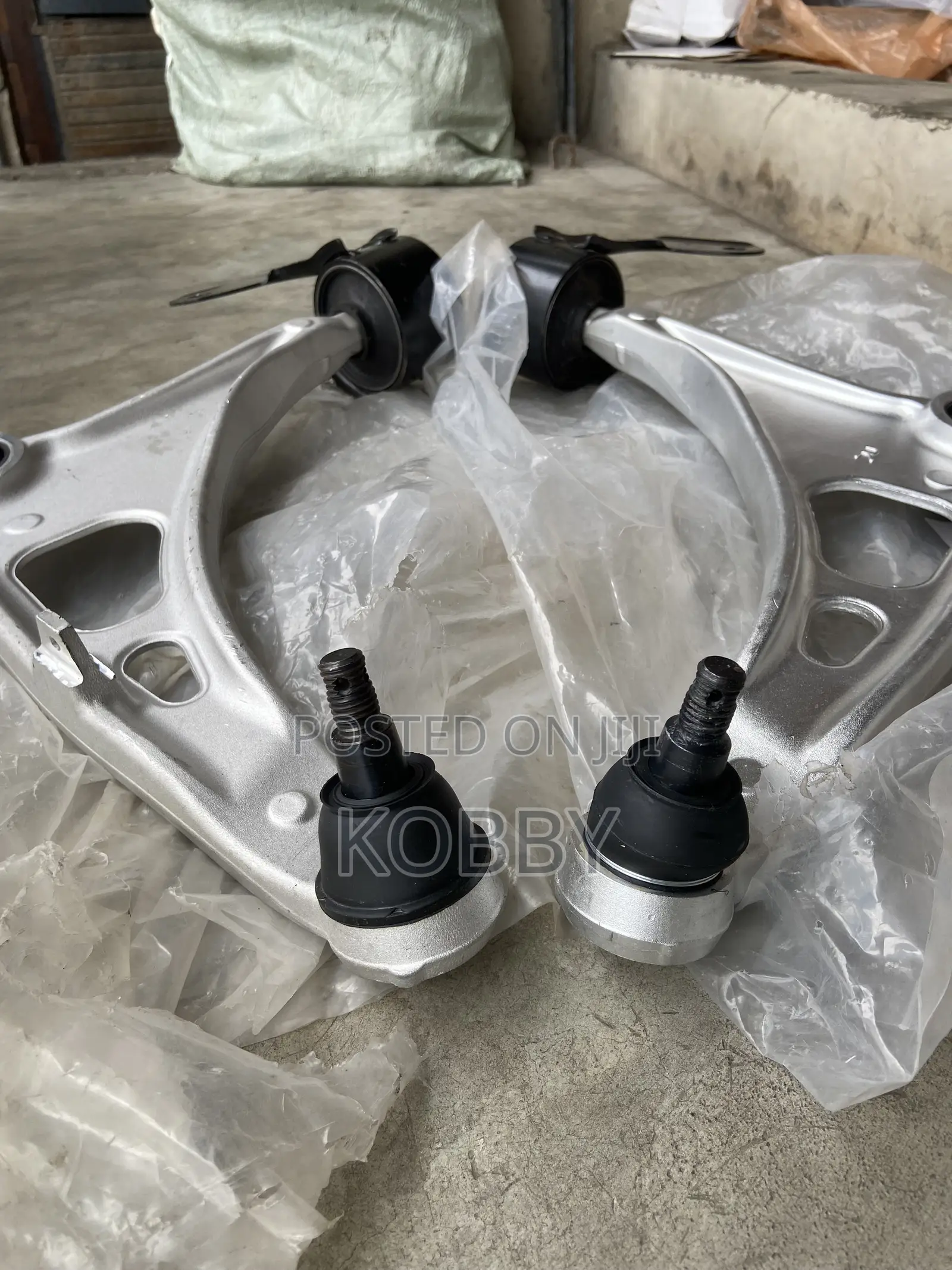 Honda Pilot / Ridgeline 2017-2018,2019,2020 Lower Arm / Control Arm