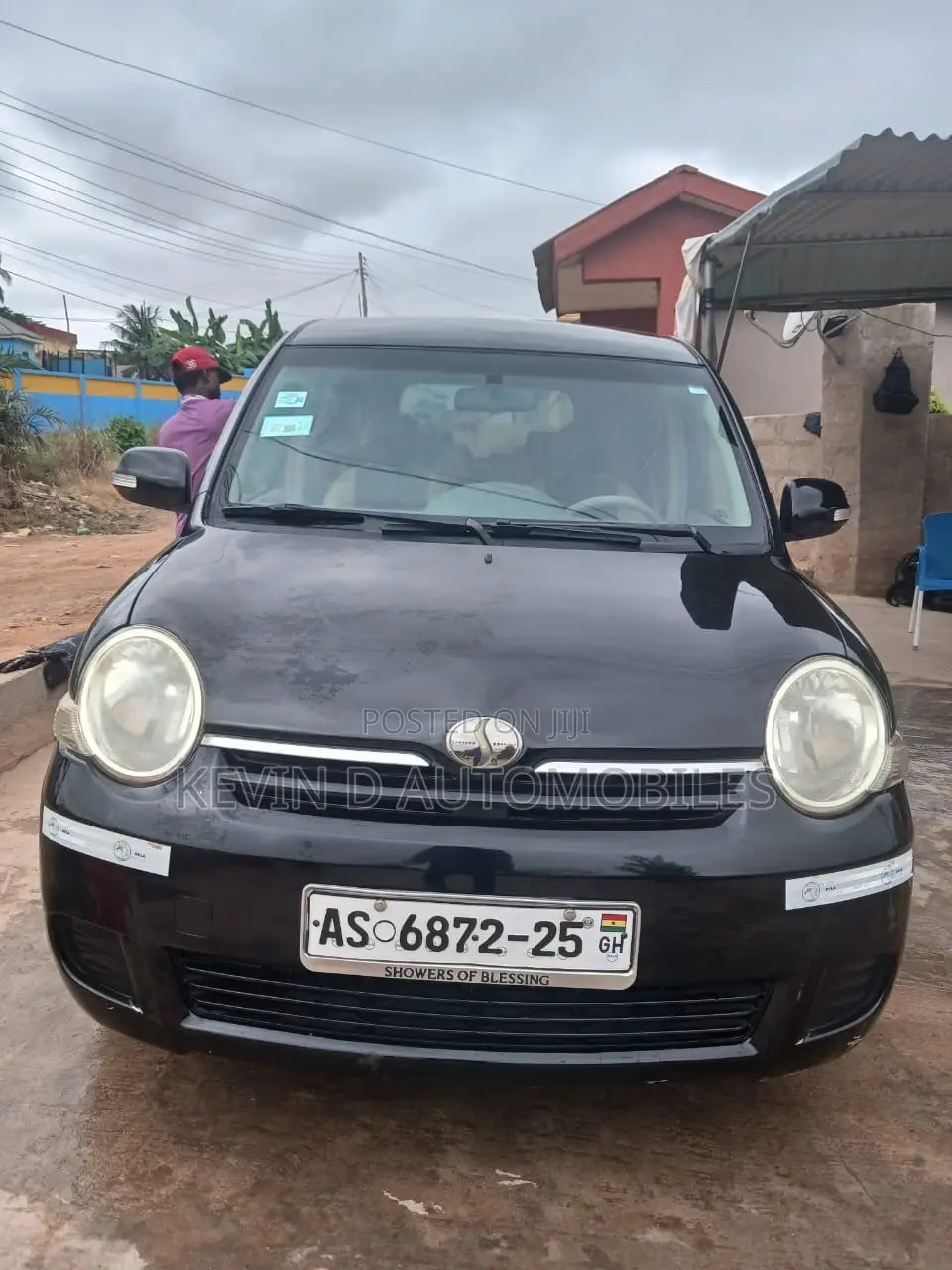 Toyota Sienta 1.5 FWD 2010 Black