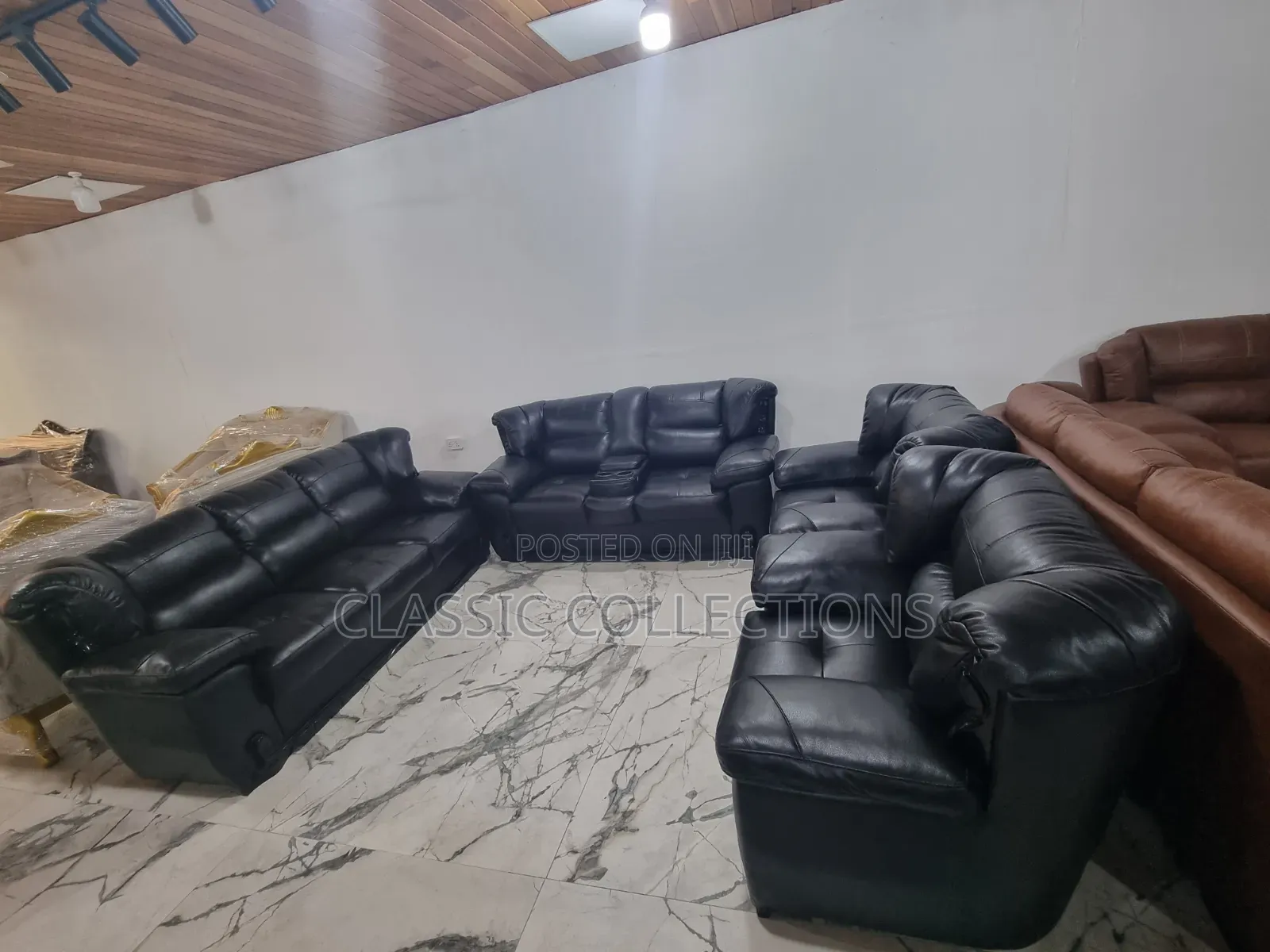 7-Seater Living Room Sofa Set With Built-in Console